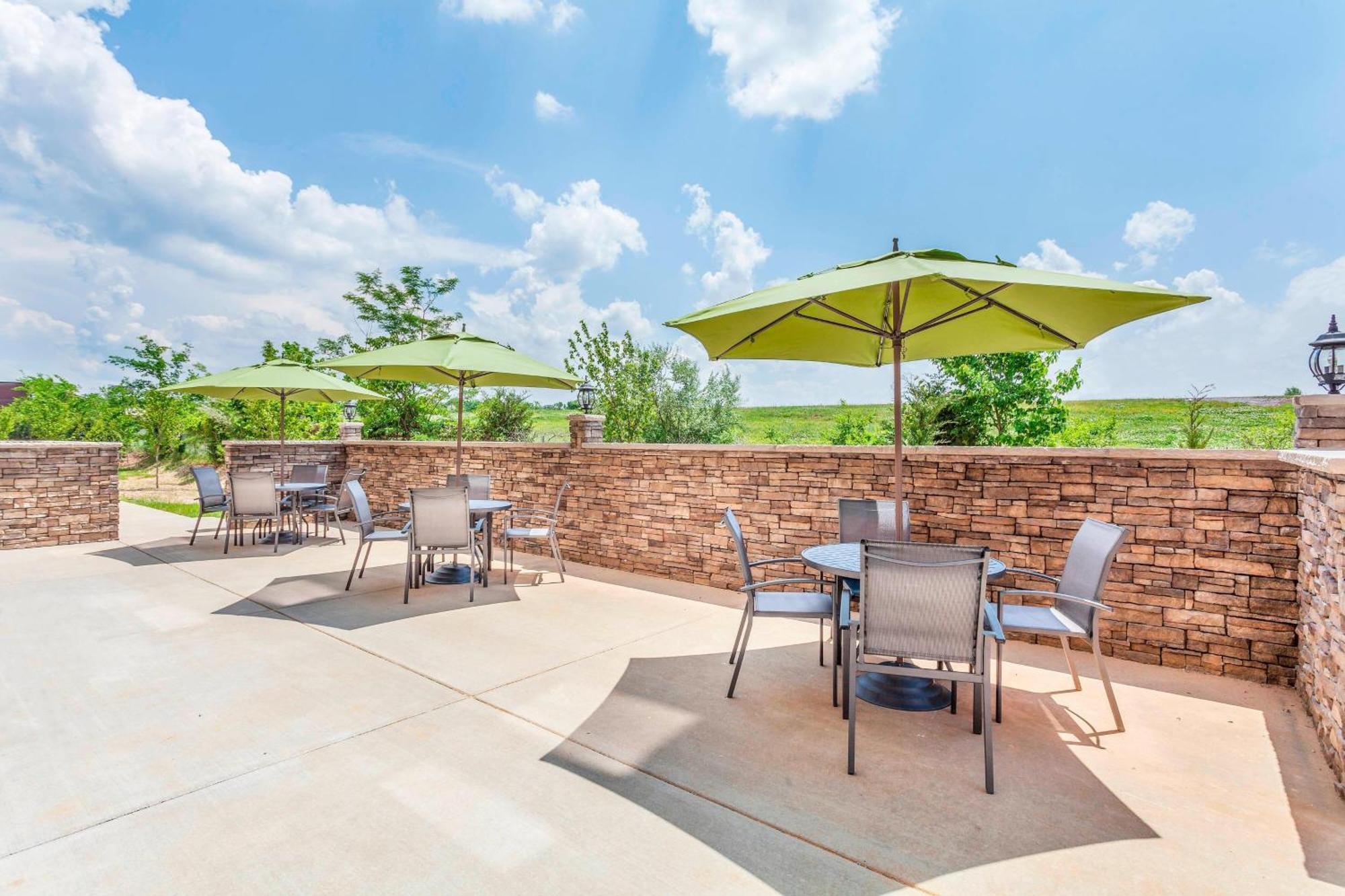 Fairfield Inn & Suites By Marriott Lebanon Exterior photo